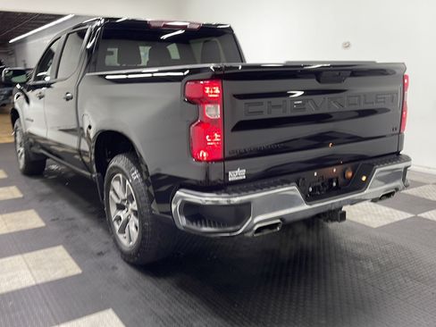 Used 2021 Chevrolet Silverado 1500 LT w/ Z71 Off-Road Package AWD/4WD image 15