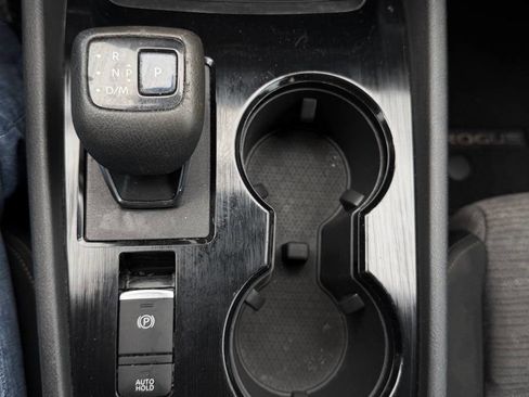 Used 2021 Nissan Rogue S image 16