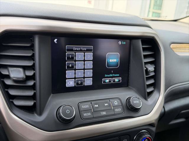 Used 2017 GMC Acadia Denali w/ Technology Package AWD/4WD image 31