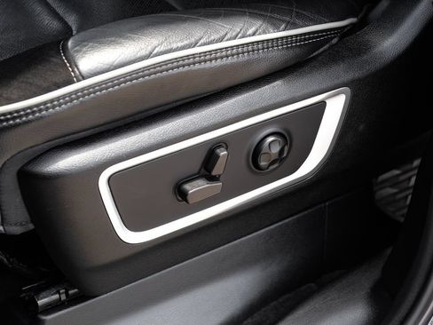 Used 2021 RAM 1500 Laramie w/ Sport Appearance Package AWD/4WD image 36