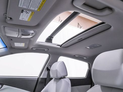 Certified 2023 Hyundai Kona SEL w/ Convenience Package FWD image 10