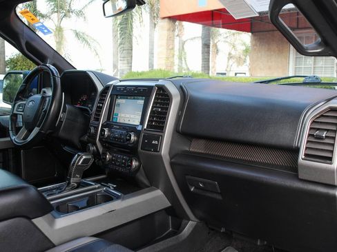 Used 2017 Ford F150 Raptor w/ Equipment Group 802A Luxury image 41