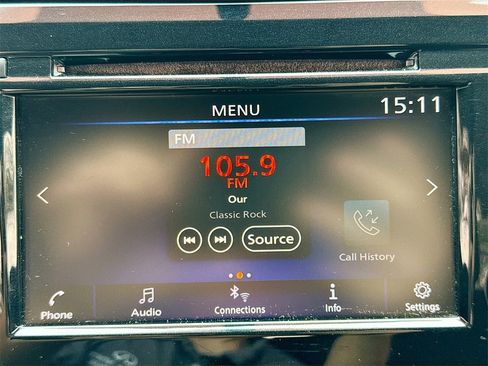 Used 2018 Nissan Rogue S image 15