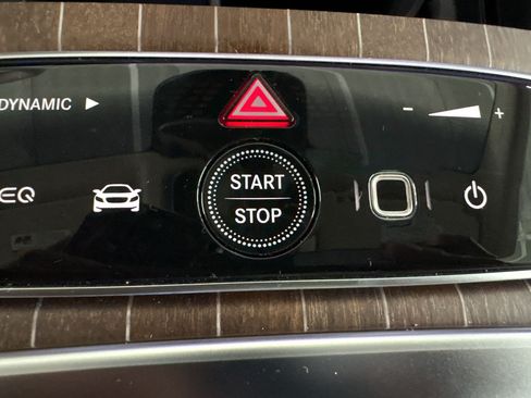 Certified 2023 Mercedes-Benz EQS 580 4MATIC Sedan image 19
