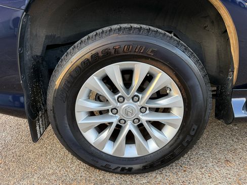 Used 2023 Lexus GX 460 Premium image 5