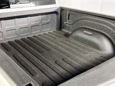 New 2026 RAM 2500 Laramie AWD/4WD image 21