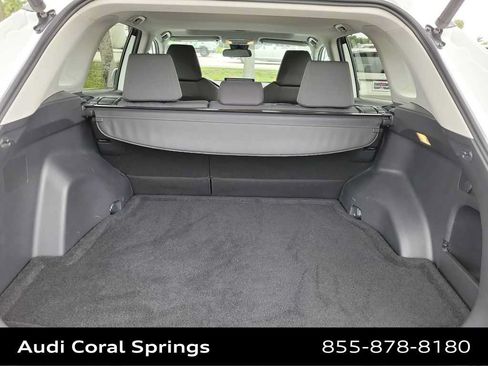 Used 2021 Toyota RAV4 XLE w/ Convenience Package FWD image 27
