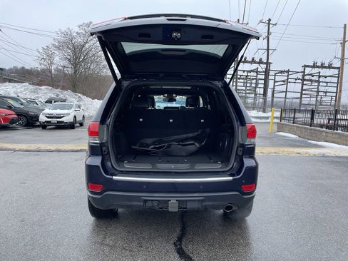 Certified 2016 Jeep Grand Cherokee Limited w/ Luxury Group II image 13