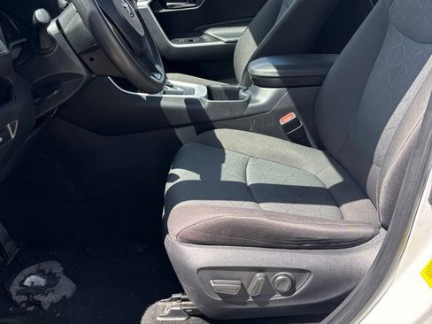 Used 2024 Toyota RAV4 XLE FWD image 7