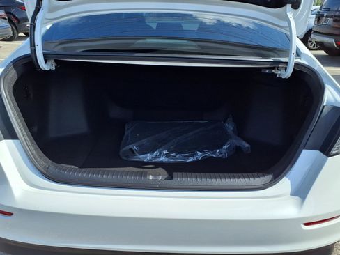 Used 2026 Honda Accord LX image 18