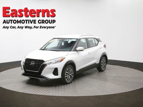 Used 2023 Nissan Kicks SV image 54