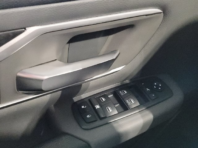 Used 2021 RAM 1500 Big Horn AWD/4WD image 25