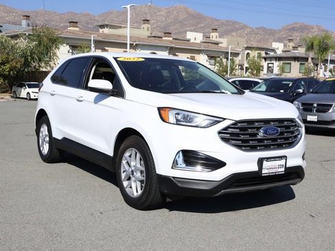 Used 2022 Ford Edge SEL image 2