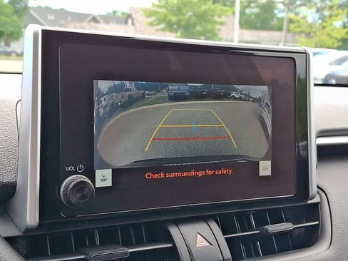 Certified 2024 Toyota RAV4 XLE AWD/4WD image 23
