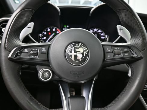 Used 2023 Alfa Romeo Giulia Sprint image 27