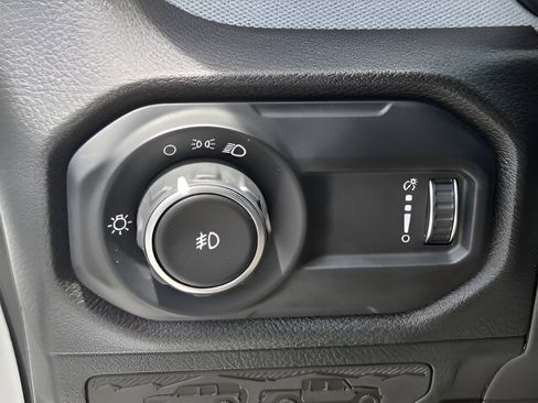 Certified 2025 Jeep Wrangler Unlimited Sport AWD/4WD image 14