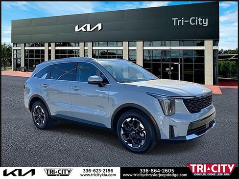 New 2026 Kia Sorento S w/ S Panoramic Sunroof Package image 1