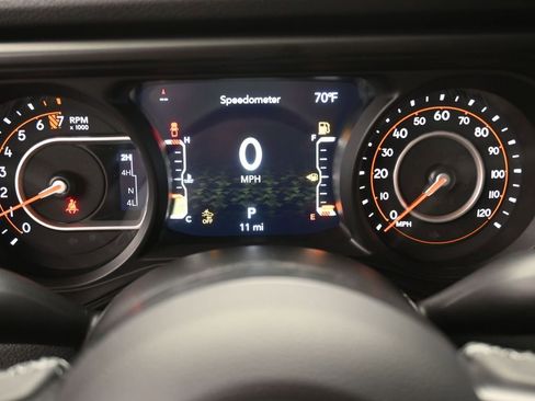 New 2026 Jeep Gladiator Mojave AWD/4WD image 6