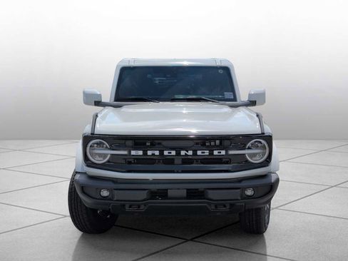 New 2026 Ford Bronco Outer Banks AWD/4WD image 3