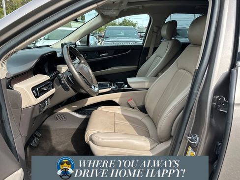 Certified 2021 Lincoln Nautilus Reserve w/ Equipment Group 201A image 7