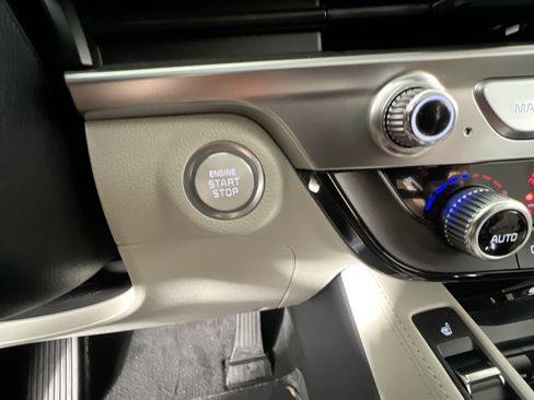 New 2025 Kia Telluride EX w/ EX Captain's Chair Package image 22