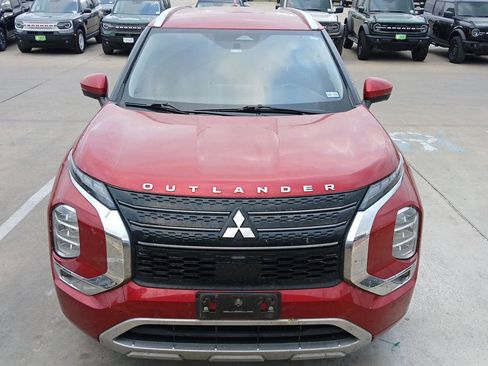 Used 2022 Mitsubishi Outlander SEL image 4
