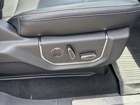 Used 2024 Ford Expedition Max Platinum AWD/4WD image 29