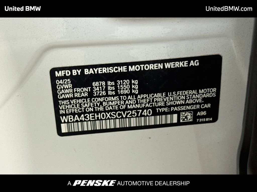 Used 2025 BMW 750e xDrive w/ Executive Package AWD/4WD image 15