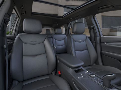 New 2025 Cadillac XT6 Luxury w/ LPO, Floor Liner Package AWD/4WD image 16