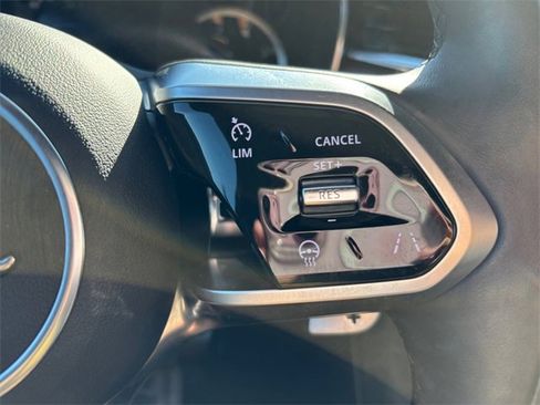 Used 2022 Jaguar F-PACE S image 22