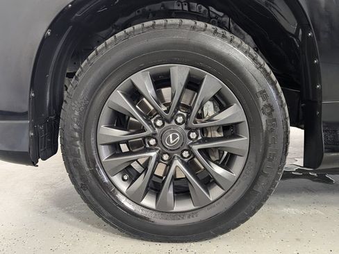 Used 2020 Lexus GX 460 Premium w/ Premium Package AWD/4WD image 9