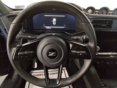 Used 2024 Nissan Z Sport w/ Floor Mat Package image 12
