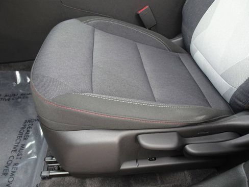 Used 2024 Chevrolet Trax RS w/ Driver Confidence Package FWD image 10