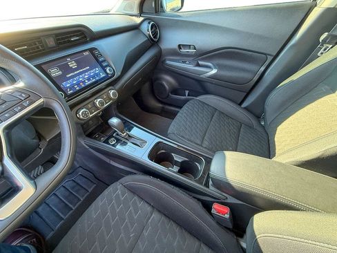 Used 2023 Nissan Kicks SV image 19
