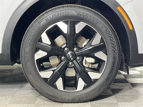 Certified 2023 Kia Sportage X-Line image 10