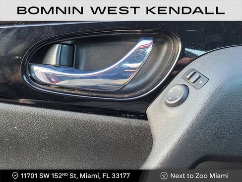 Used 2022 Nissan Rogue Sport SL w/ Premium Package image 33