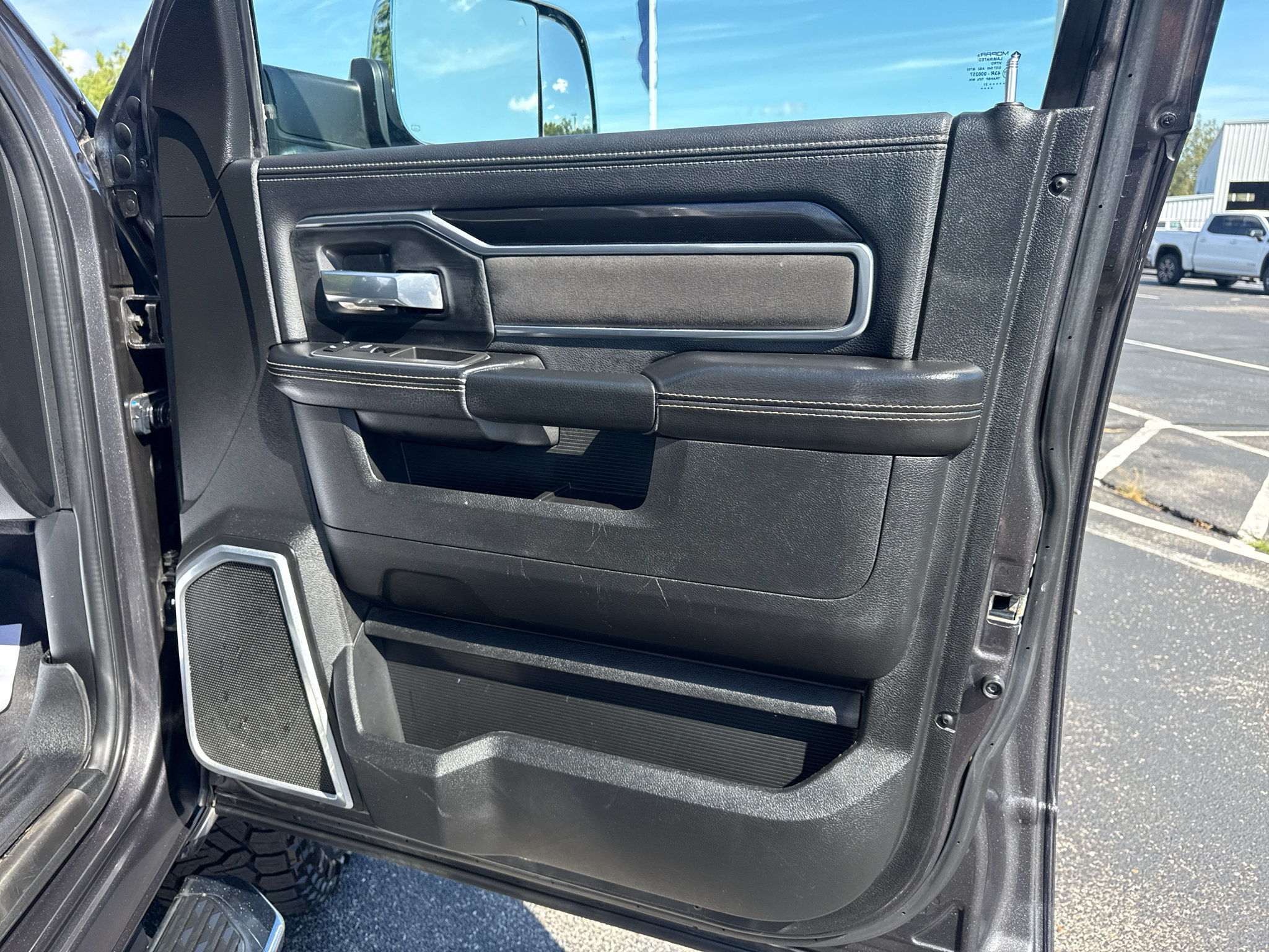 Used 2021 RAM 2500 Laramie AWD/4WD image 13
