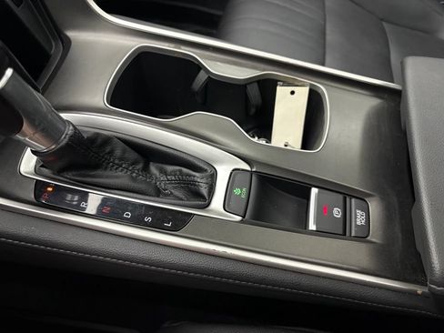 Used 2020 Honda Accord EX-L image 27