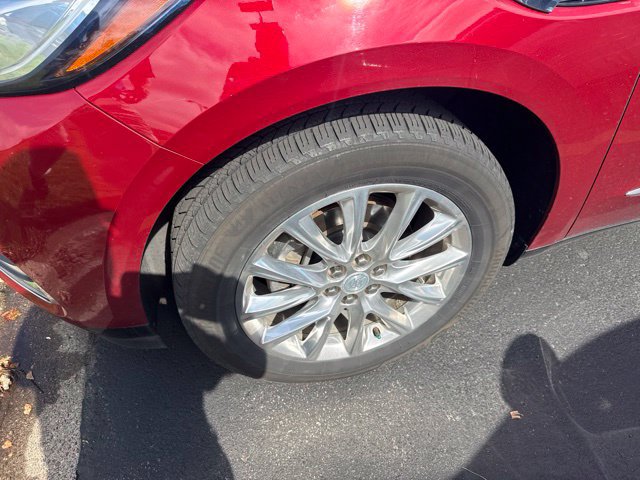 Used 2018 Buick Enclave Premium w/ Trailering Package AWD/4WD image 4