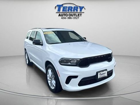 Used 2024 Dodge Durango GT AWD/4WD image 2