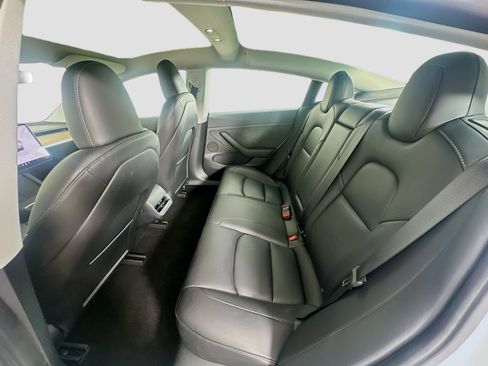 Used 2023 Tesla Model 3 Standard Range RWD image 28