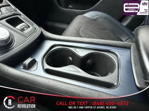 Used 2015 Chrysler 200 S w/ Navigation & Sound Group I FWD image 23