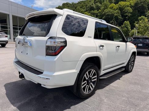Used 2022 Toyota 4Runner Limited AWD/4WD image 4