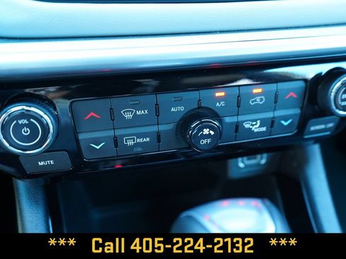 Used 2025 Jeep Compass Limited AWD/4WD image 41