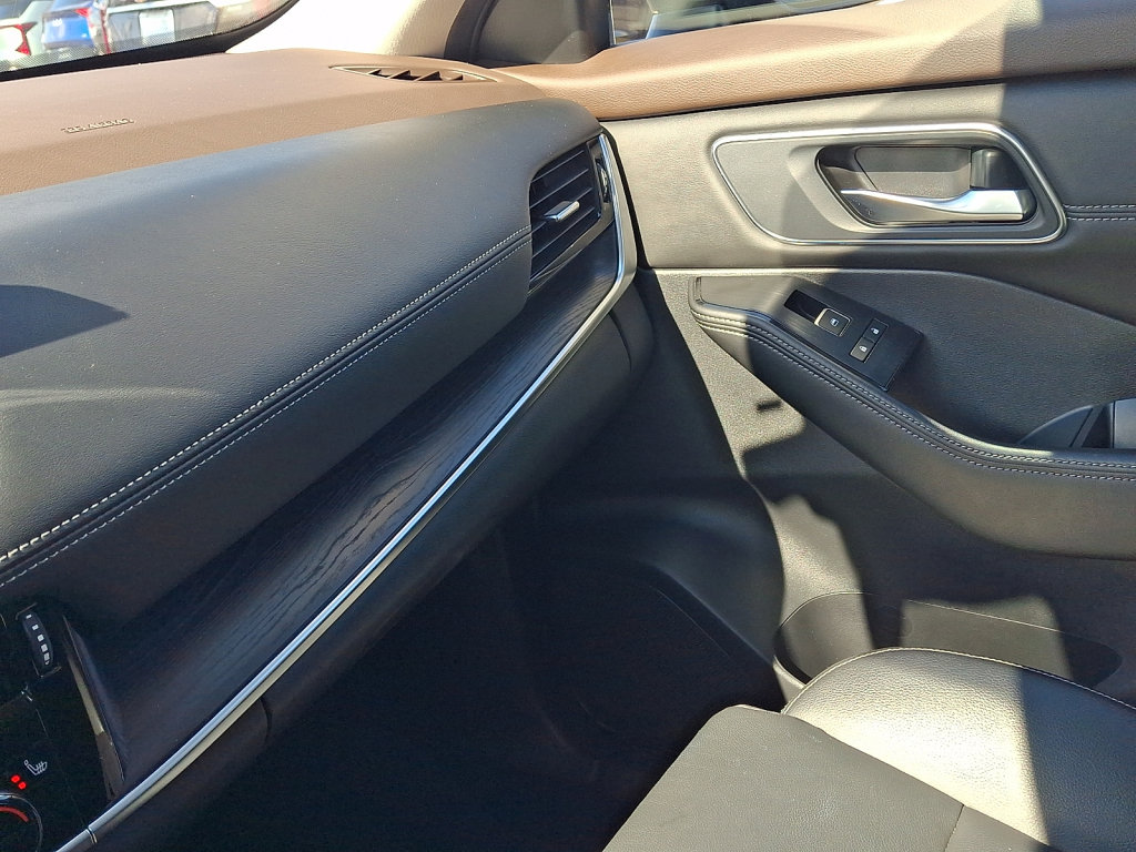 Used 2021 Nissan Rogue SL w/ Premium Package AWD/4WD image 30
