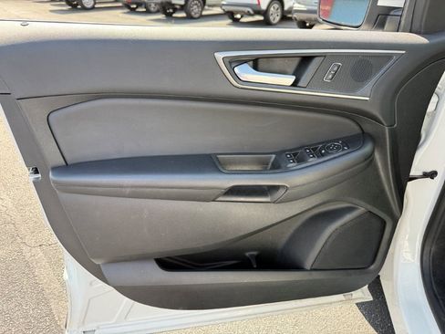 Used 2023 Ford Edge SEL w/ Convenience Package AWD/4WD image 9