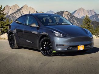 Used 2023 Tesla Model Y Long Range video 1