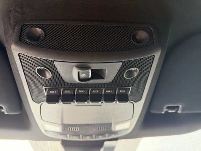 Used 2022 Ford F350 Lariat w/ Lariat Ultimate Package AWD/4WD image 19