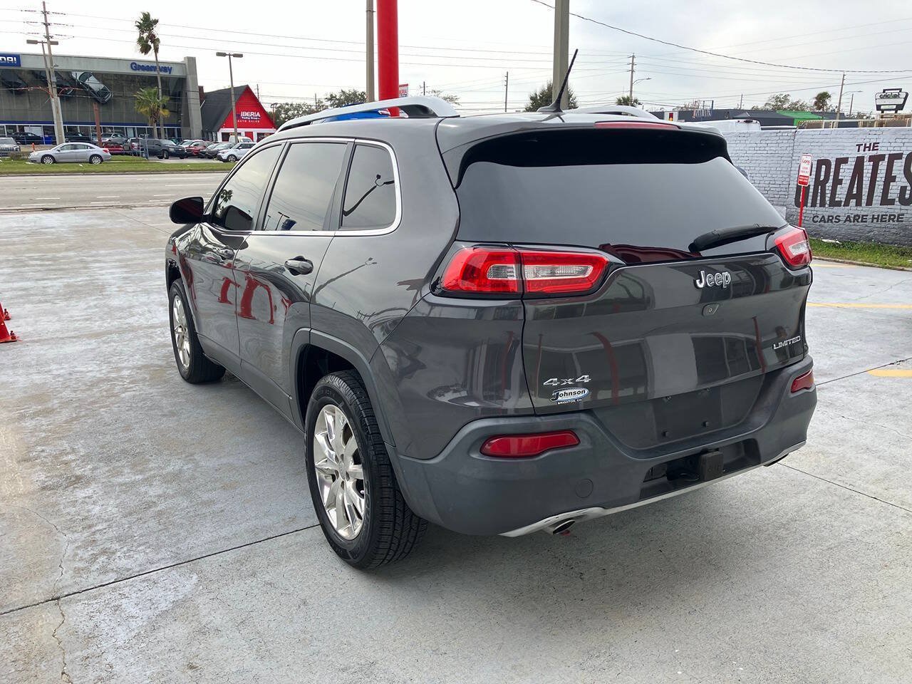 Used 2014 Jeep Cherokee Limited w/ Trailer Tow Group AWD/4WD image 3