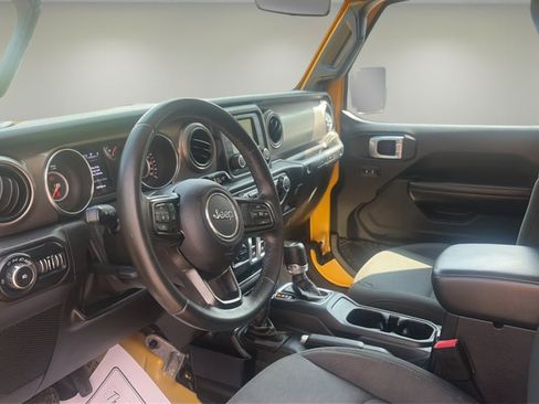 Used 2019 Jeep Wrangler Sport AWD/4WD image 12